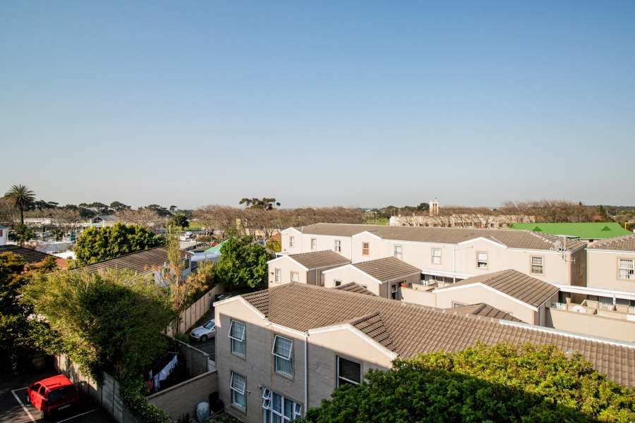 To Let 2 Bedroom Property for Rent in Wynberg Western Cape